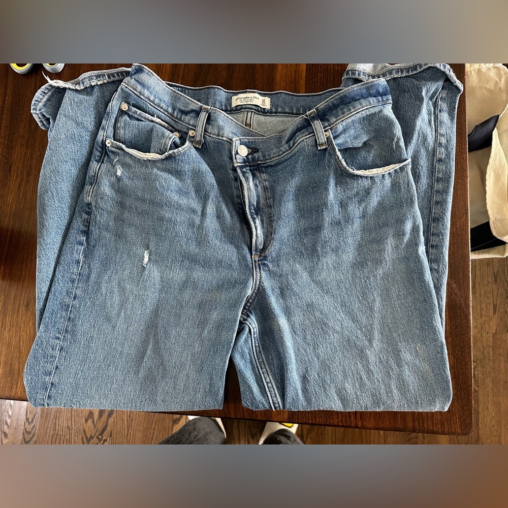 Abercrombie & Fitch The 90s straight ultra high rise Jean